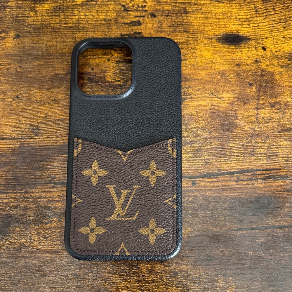 Louis Vuitton - iPhone 15 Pro Max Case - Black and Brown Monogram - Authentic